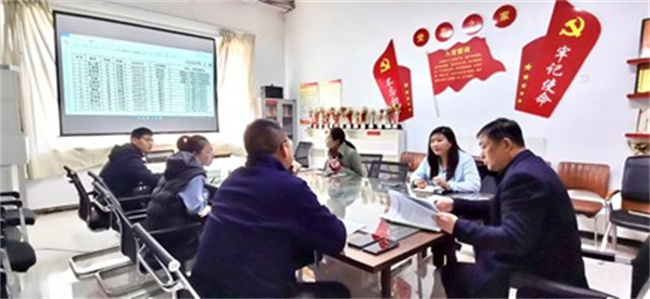 Beat365优秀共产党员、优秀党务工作者和先进基层党组织受到上级表彰