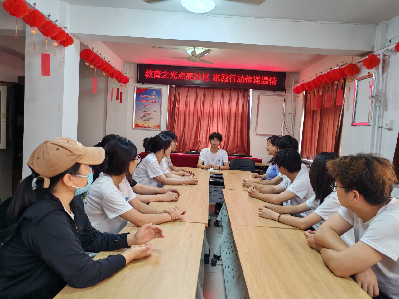 暑期社会活动实践（四）：青春暖夕阳，实践绽芳华