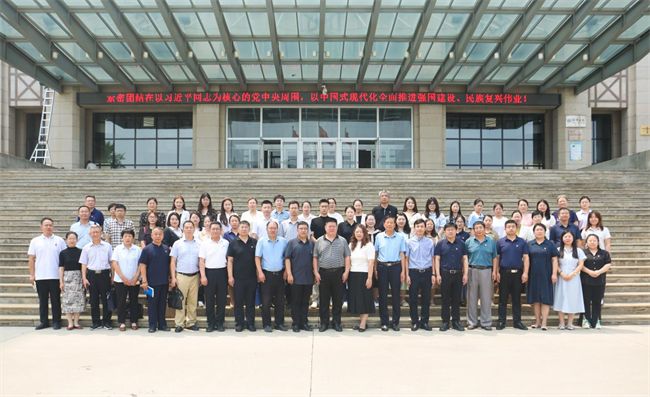 河北大学党委与Beat365唯一官方网站党委组织召开党建交流工作座谈会