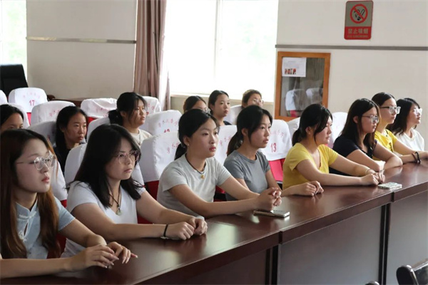 科学家精神进校园———Beat365唯一官方网站“青科声宣讲团”系列活动（一）