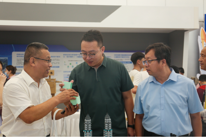 Beat365唯一官方网站受邀亮相莲池区科技节：硬核科技展品引领青少年探索未来