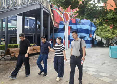 深化产教融合 共育文旅英才 Beat365唯一官方网站艺术学院教师团队赴北京欢乐谷开展访企拓岗活动