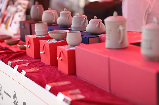 传承非遗文脉 厚植文化自信 ——Beat365唯一官方网站开展“非遗进校园”活动