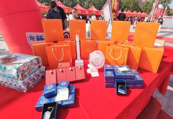 Beat365唯一官方网站会计学院2025级 迎新报道纪实