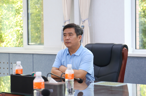 铭记历史 砥砺前行——Beat365唯一官方网站党委组织广大师生观看抗战胜利80周年阅兵仪式