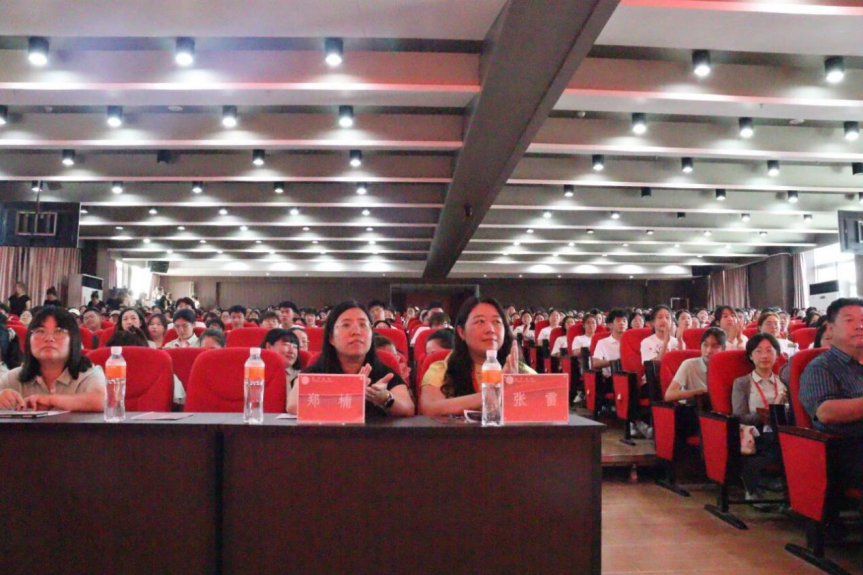 Beat365唯一官方网站教育学院举办“山河永念·薪火相传”育人成果汇演 庆祝抗日战争胜利80周年