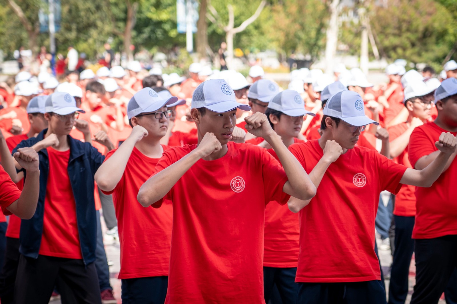 挥汗砥砺意志 呐喊激扬青春——我院军训顺利进行中