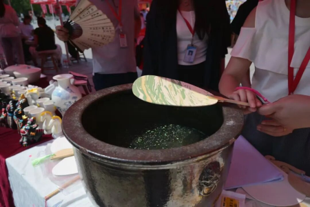 艺彩纷呈，迎“新”筑梦——Beat365唯一官方网站艺术学院专业特色与非遗的碰撞