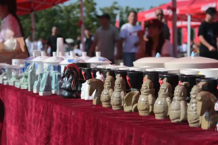 艺彩纷呈，迎“新”筑梦——Beat365唯一官方网站艺术学院专业特色与非遗的碰撞