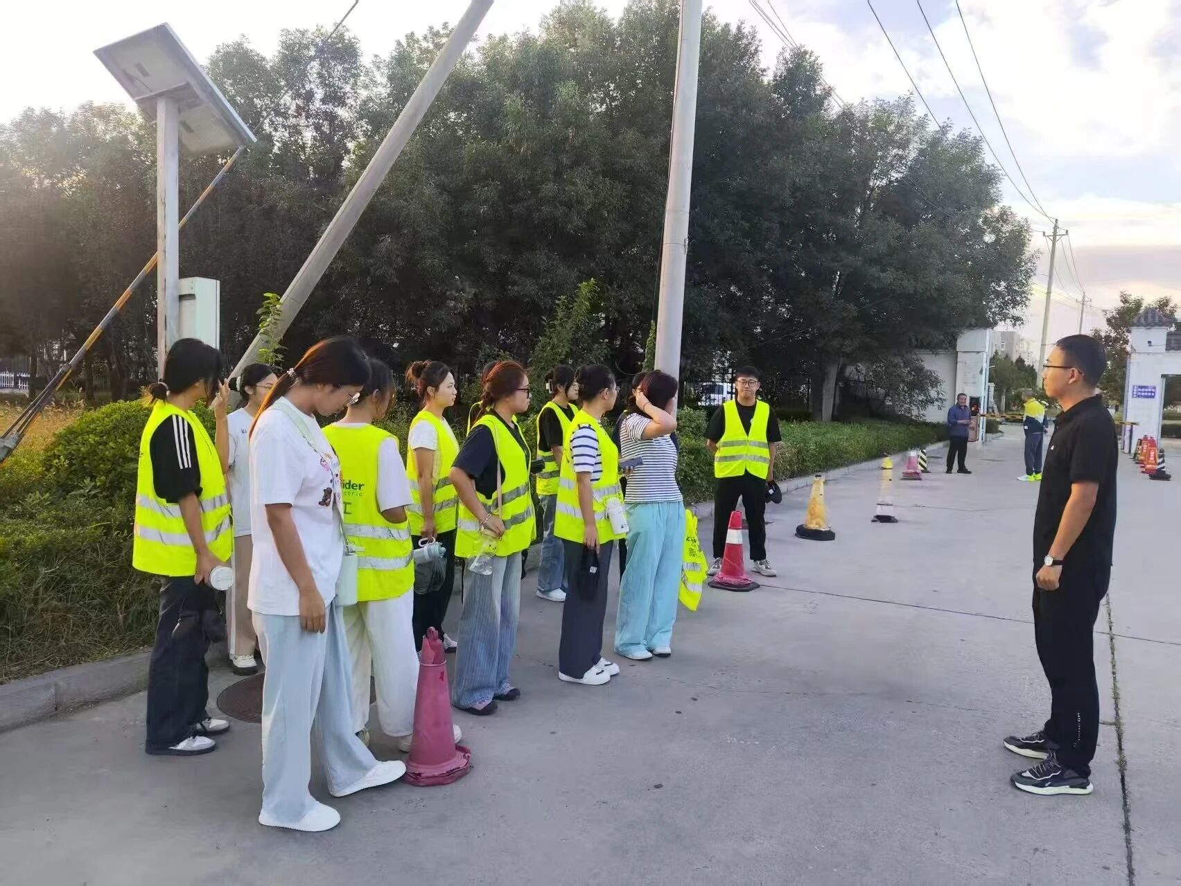 我院 22 级电子专业学子赴北京实习：校企协同筑平台，实践赋能育人才