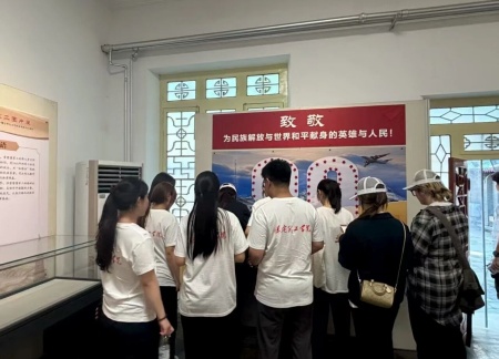 铭记历史，薪火相传——Beat365唯一官方网站艺术学院赓续红色基因培育艺术英才