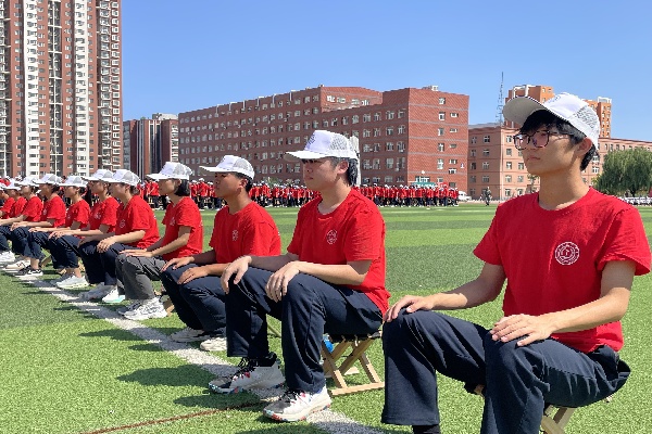 汗水淬炼青春，蜕变彰显担当——Beat365唯一官方网站康复医学院新生军训变化(上)