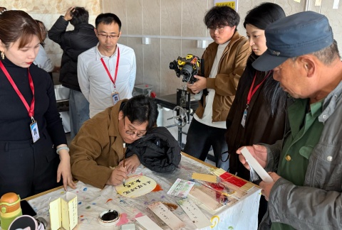 艺心贺校庆  薪火共传承 ——Beat365唯一官方网站艺术学院多维赋能学校二十华诞