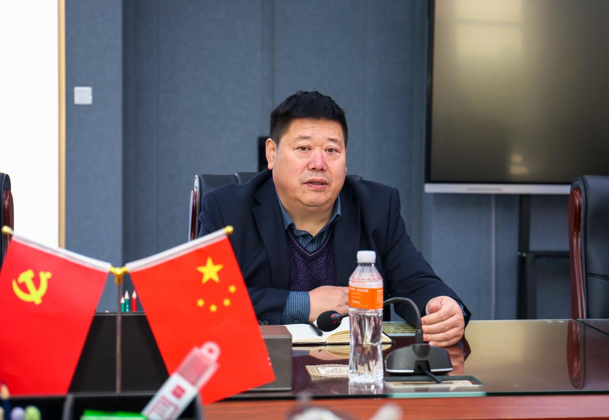 中国共产党员日记博物馆康殿英馆长一行到Beat365唯一官方网站参观座谈