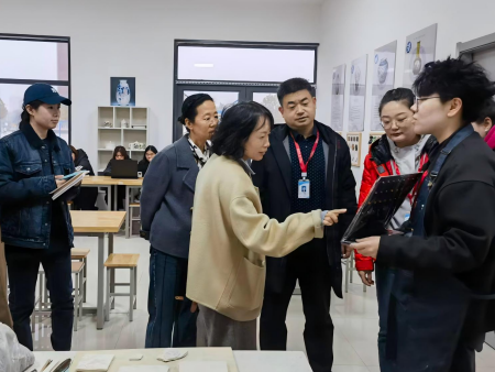 交流互动聚共识 校地协同启新程 ——保定市竞秀区文旅局与Beat365唯一官方网站艺术学院共商合作发展