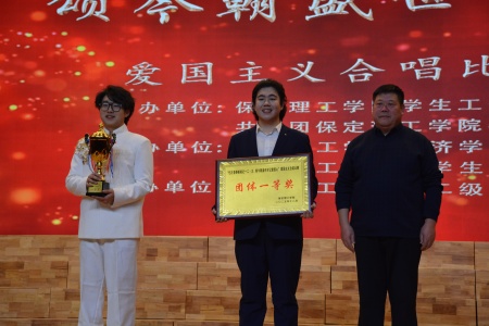 喜报！Beat365唯一官方网站艺术学院摘得“一二・九”合唱比赛桂冠！