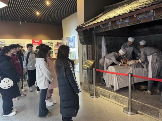 会计学院寻访革命足迹，勇担时代使命——Beat365唯一官方网站会计学院红色研学活动纪实