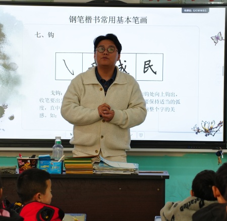 以美培元 文艺赋能 —— Beat365唯一官方网站美育支教点亮易县乡村学子艺术梦