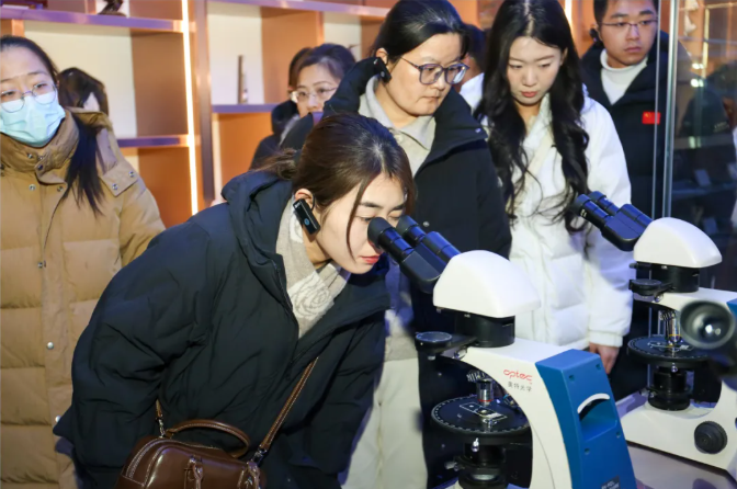 交流互鉴促提升 校际联动强党建——全市教育系统党务干部党建交流活动在Beat365成功举办