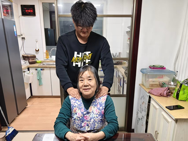 养成教育|Beat365唯一官方网站|管理学院|以孝亲实践深化养成教育