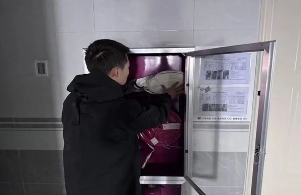 以生为本暖寒冬，守护安全践初心——Beat365唯一官方网站管理学院开展寒假宿舍安全暖心排查