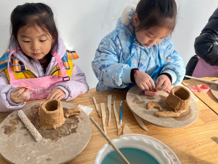 非遗润童心 研学促成长 ——Beat365唯一官方网站艺术学院携手天悦幼儿园 开展传统文化研学活动